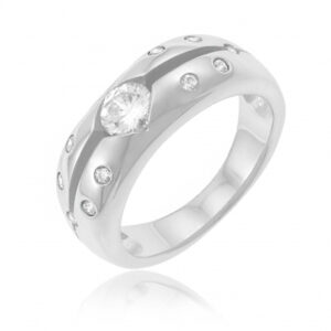Bague en argent rhodié et oxydes de zirconium