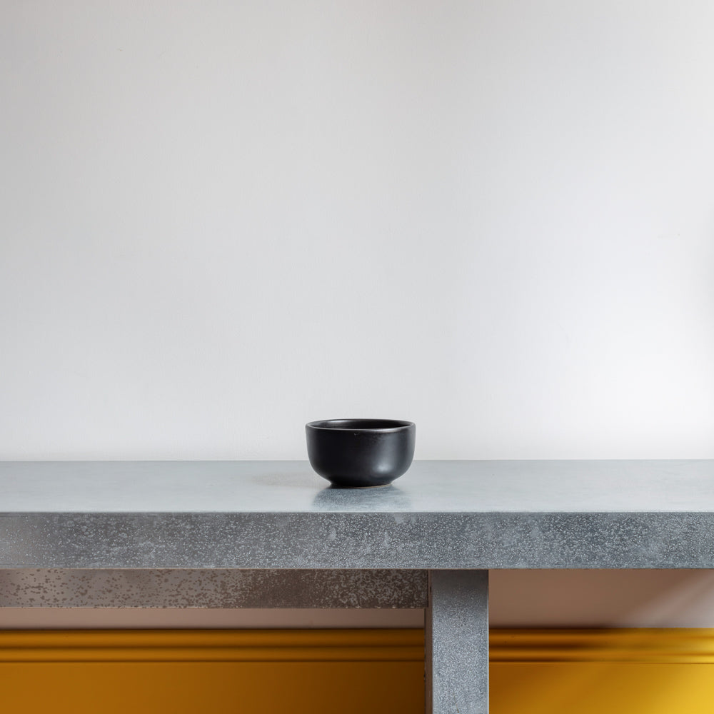 Bol en grès fin - Réglisse Bol en grès fin - Réglisse