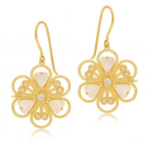 Boucles d'oreilles en plaqué or, oxydes de zirconium et nacre blanche