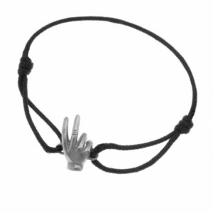 Bracelet cordon en argent rhodié, signe de la provocation anglaise