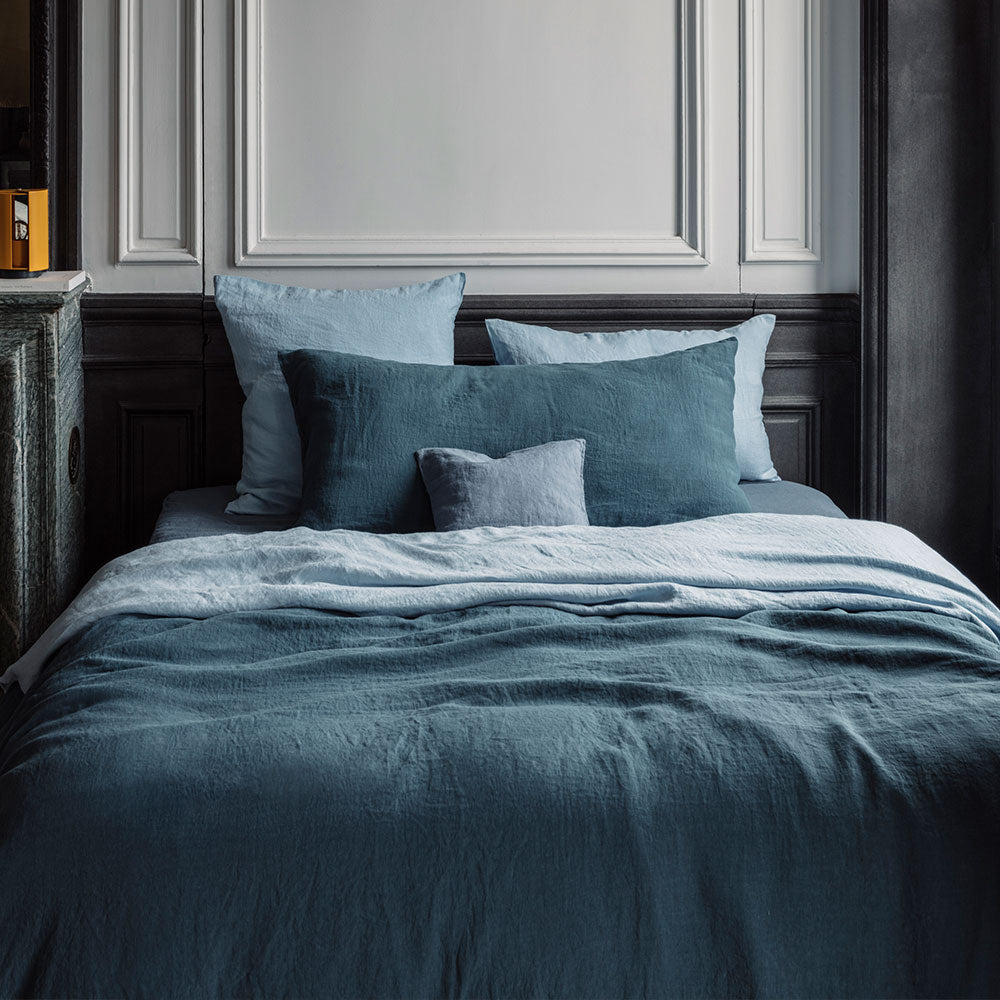 Coussin rectangle en lin lavé - Bleu Pétrole Coussin rectangle en lin lavé - Bleu Pétrole