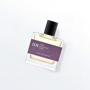 Eau de parfum 401 with cedar, candied plum and vanilla
