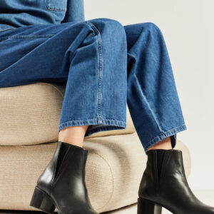 Heeled ankle boots Jeanne M - Black leather