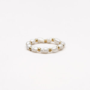 "Isle" Ring
