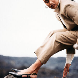 Pumps Betty - Black pleated leather